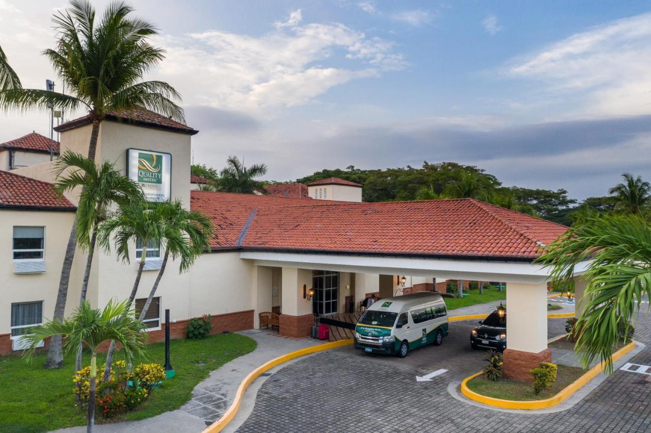 Quality Hotel Real Aeropuerto San Salvador San Luis Exterior photo